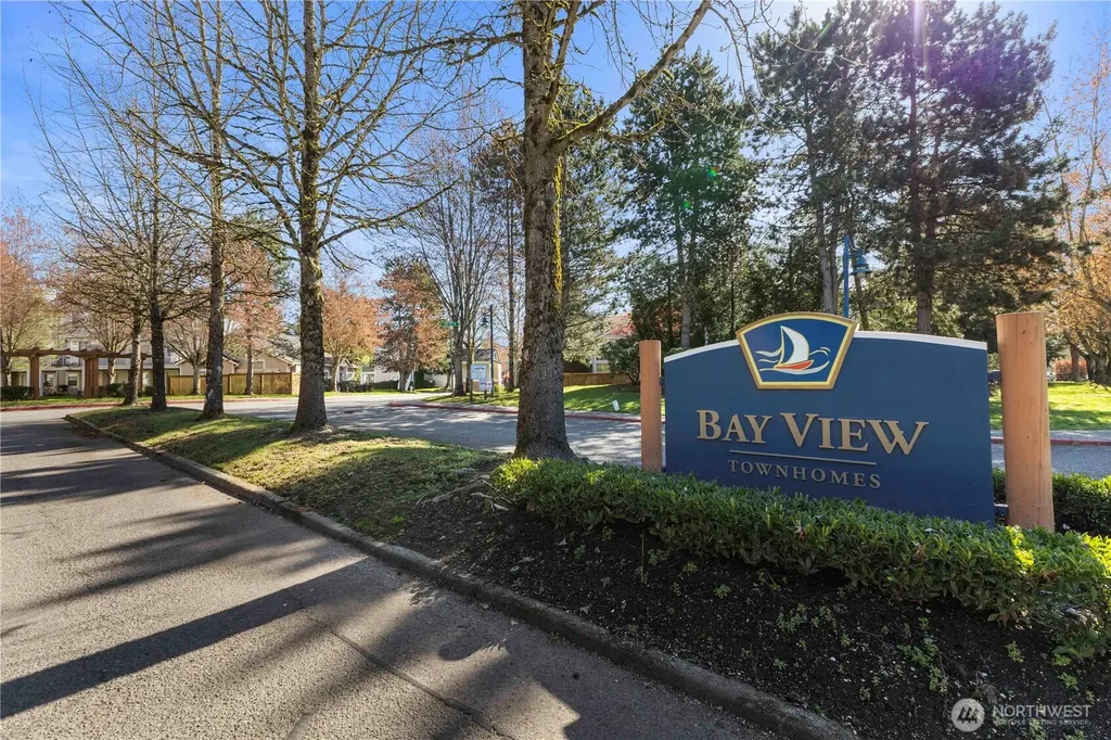 23321 60th Place S Kent WA 98032