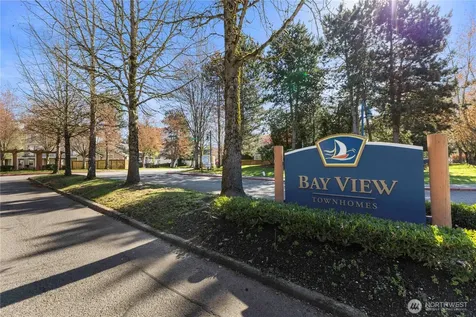 23321 60th Place S Kent WA 98032