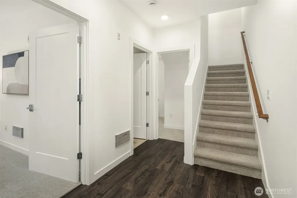 7514 15th Avenue NW Seattle WA 98117