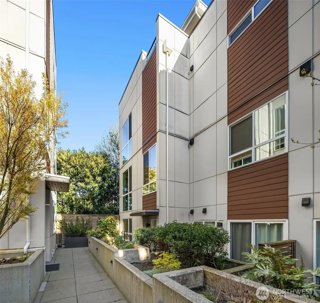 7514 15th Avenue NW Seattle WA 98117
