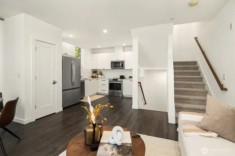 7514 15th Avenue NW Seattle WA 98117
