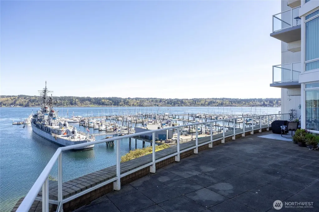 320 Washington Avenue Bremerton WA 98337