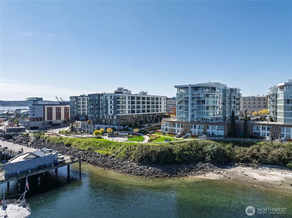 320 Washington Avenue Bremerton WA 98337