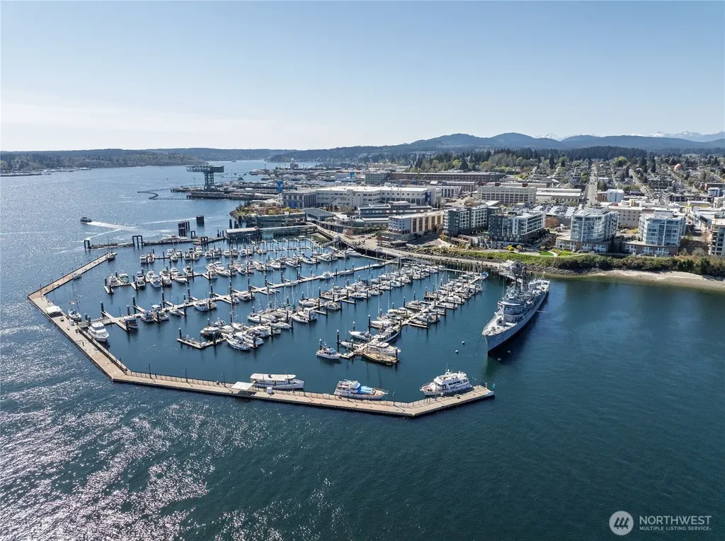 320 Washington Avenue Bremerton WA 98337