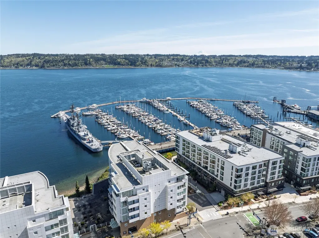 320 Washington Avenue Bremerton WA 98337