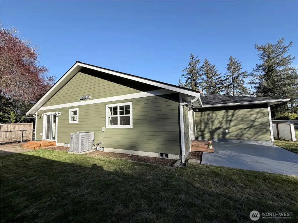 10125 115th Street SW Lakewood WA 98498