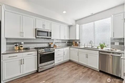 10942 NE 189th Place Bothell WA 98011