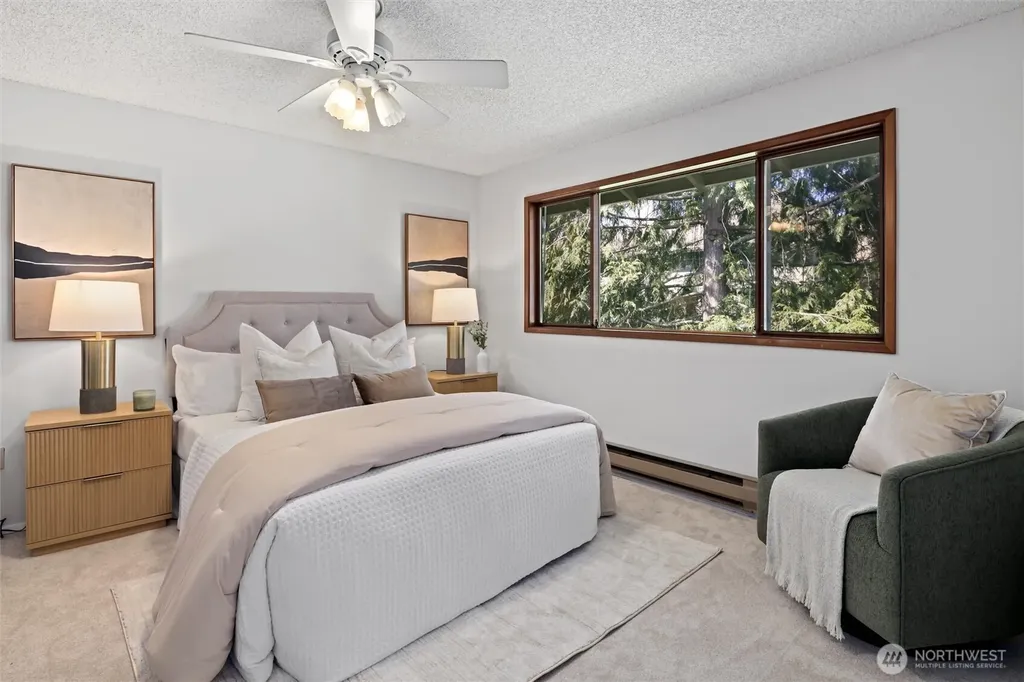 1230 101st Place NE Bellevue WA 98004