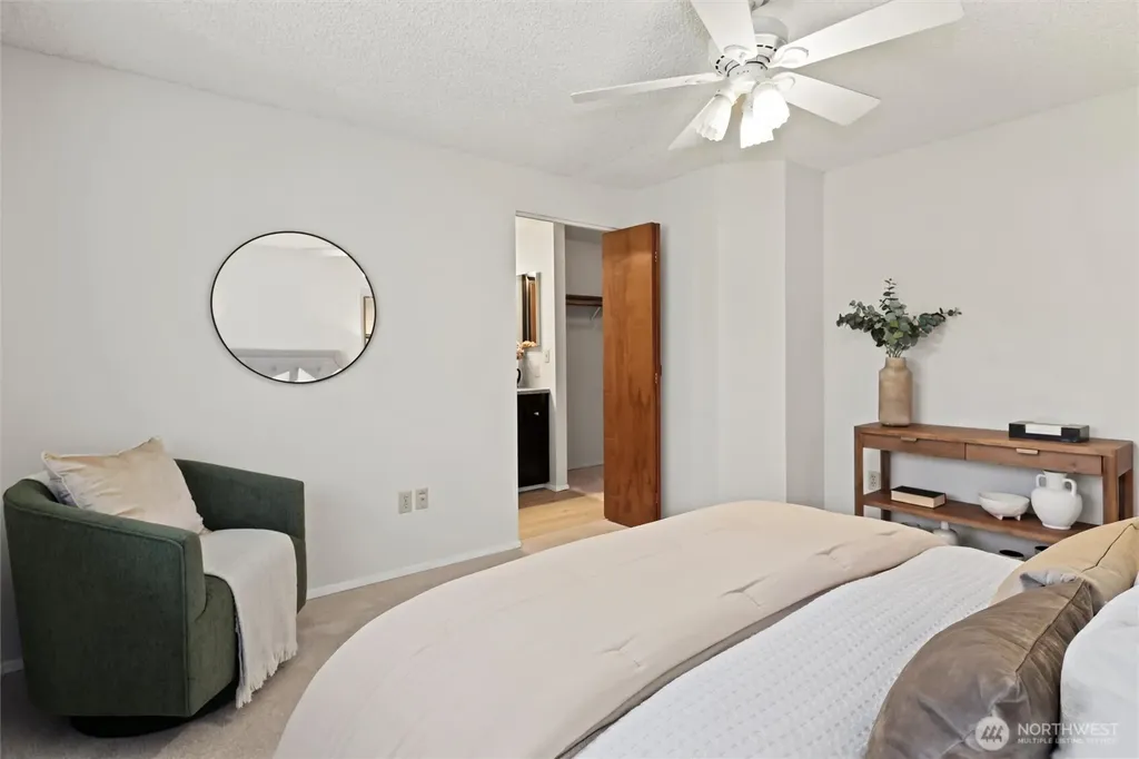 1230 101st Place NE Bellevue WA 98004