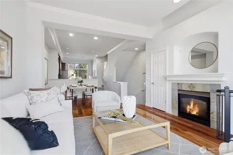 1439 Huckleberry Circle Issaquah WA 98029