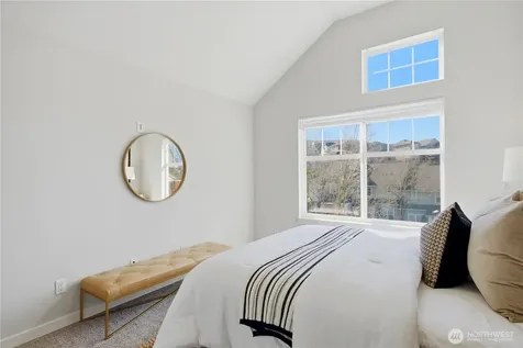 1439 Huckleberry Circle Issaquah WA 98029