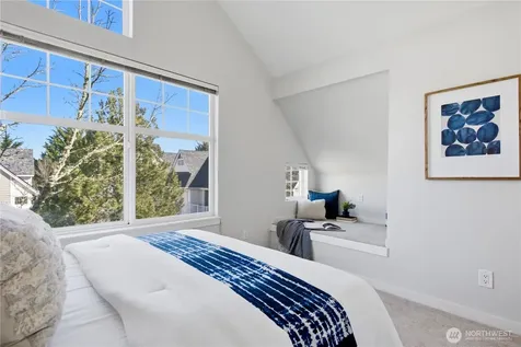 1439 Huckleberry Circle Issaquah WA 98029
