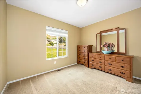121 Pryor Drive Pateros WA 98846