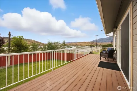 121 Pryor Drive Pateros WA 98846