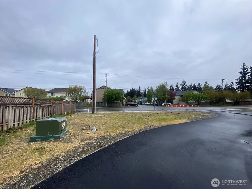 16021 67th Avenue Ct E Puyallup WA 98375
