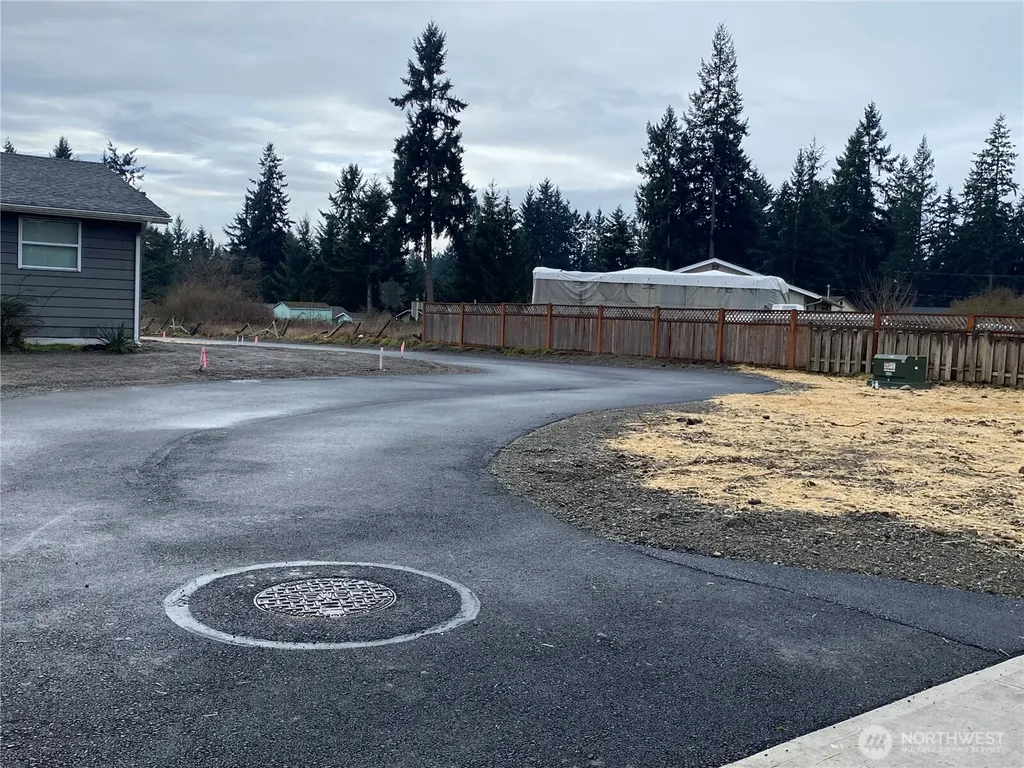 16021 67th Avenue Ct E Puyallup WA 98375