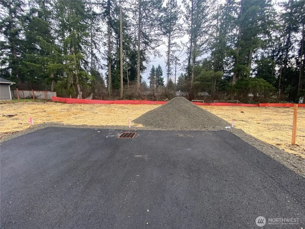 16021 67th Avenue Ct E Puyallup WA 98375