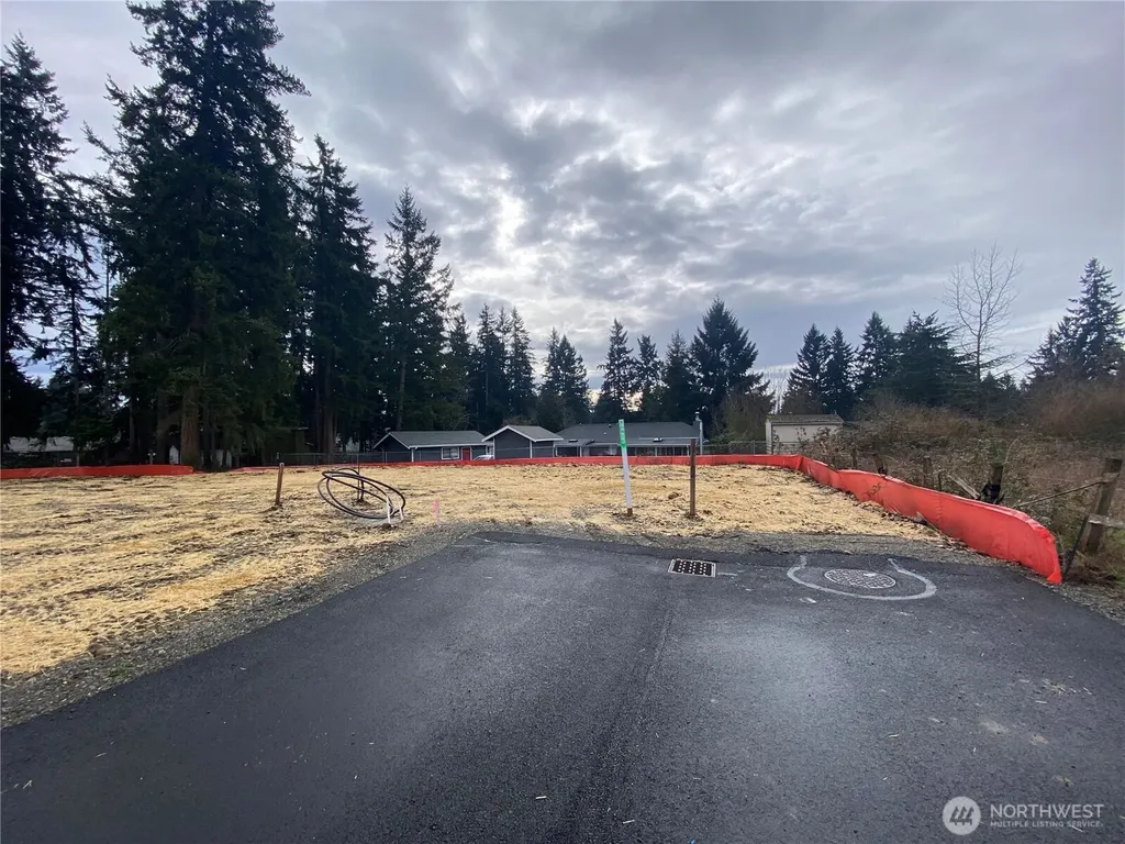 16021 67th Avenue Ct E Puyallup WA 98375
