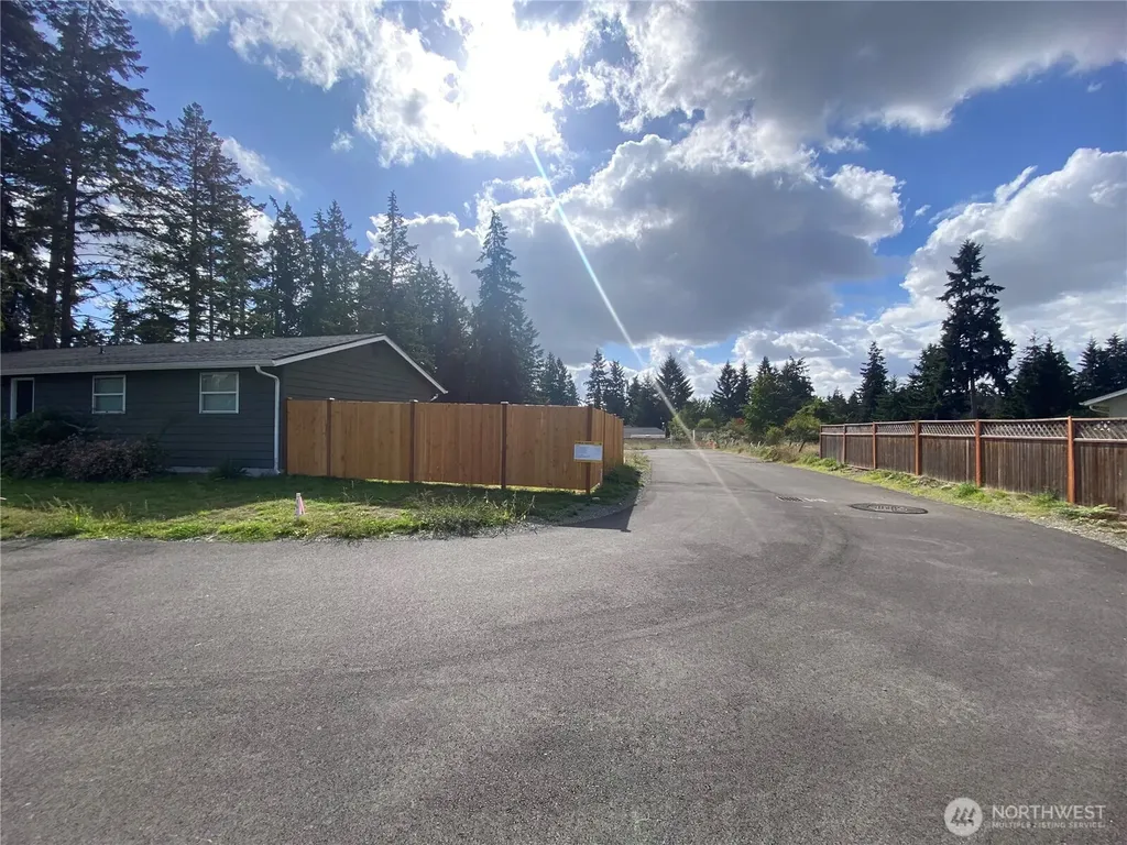 16021 67th Avenue Ct E Puyallup WA 98375