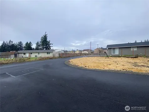 16021 67th Avenue Ct E Puyallup WA 98375