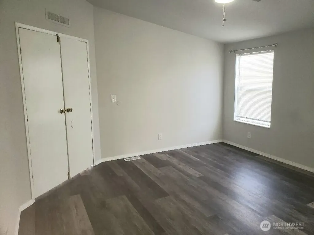10322 137th Street Ct E Puyallup WA 98374