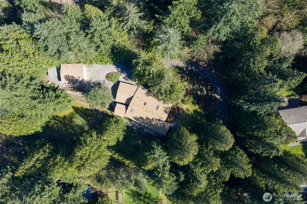 870 238th Avenue NE Sammamish WA 98074