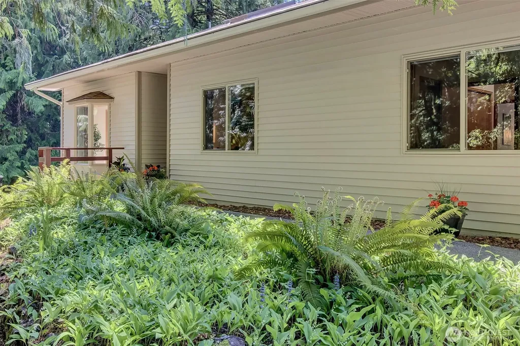 870 238th Avenue NE Sammamish WA 98074