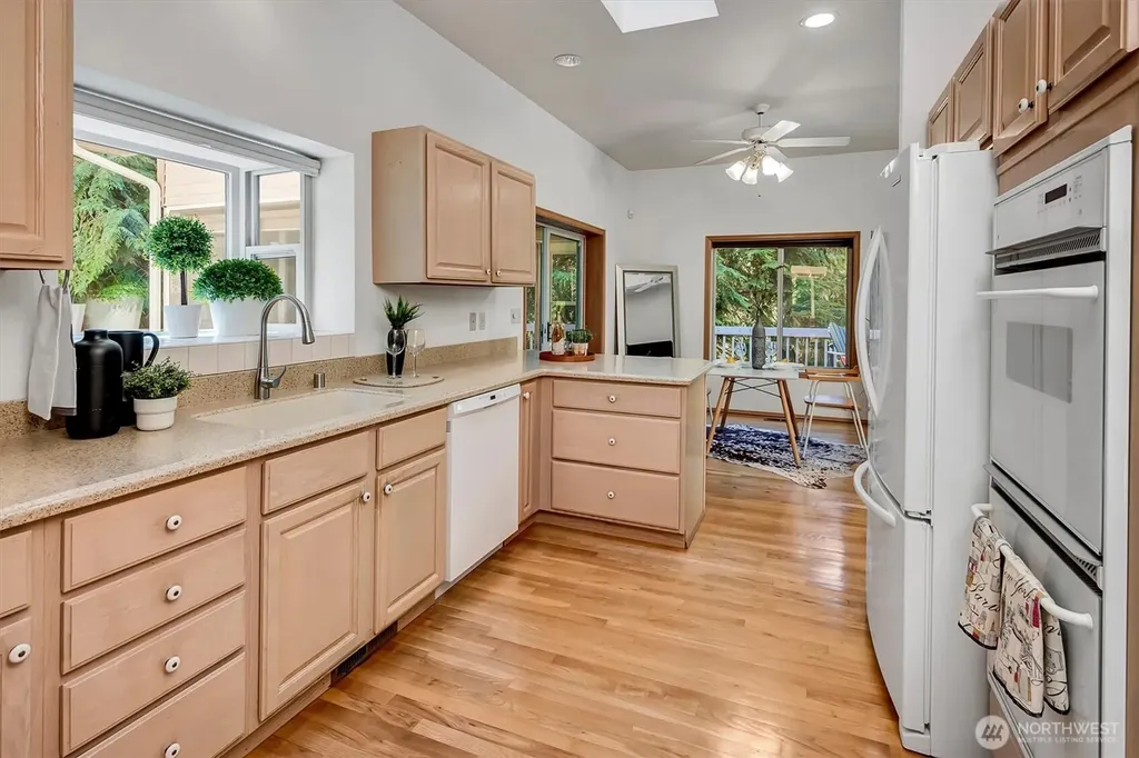 870 238th Avenue NE Sammamish WA 98074