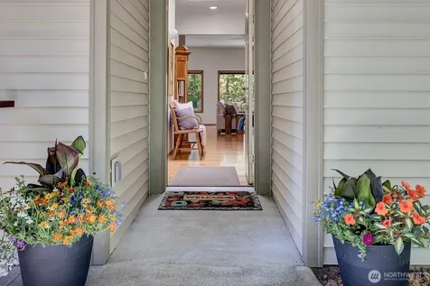 870 238th Avenue NE Sammamish WA 98074