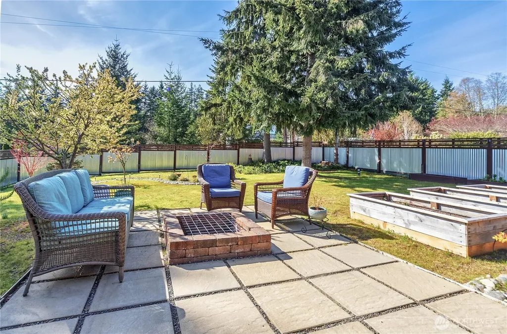 1363 Thorndyke Road Port Ludlow WA 98365