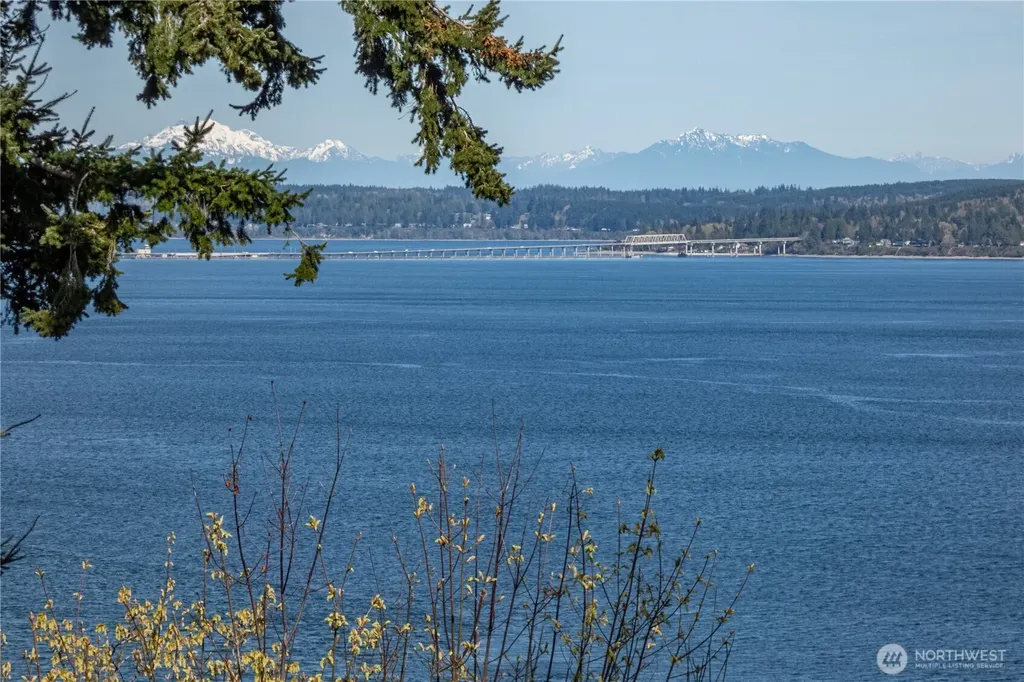1363 Thorndyke Road Port Ludlow WA 98365
