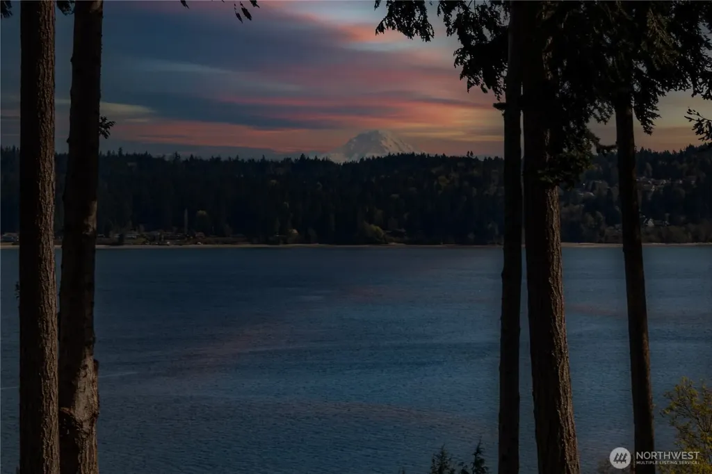 1363 Thorndyke Road Port Ludlow WA 98365