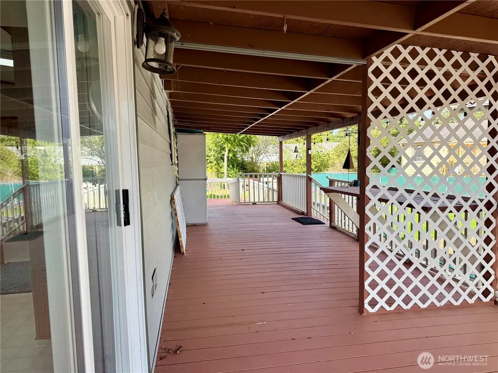 31308 N Place Ocean Park WA 98640