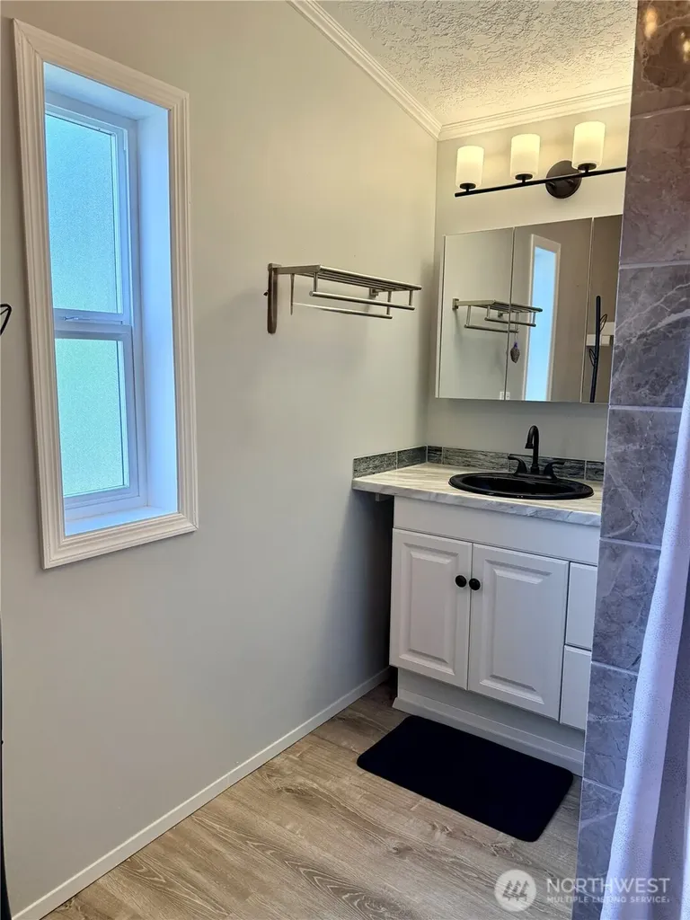 31308 N Place Ocean Park WA 98640