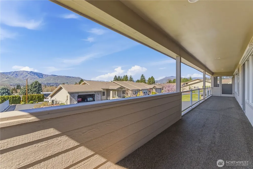 1380 Eastmont Avenue East Wenatchee WA 98802