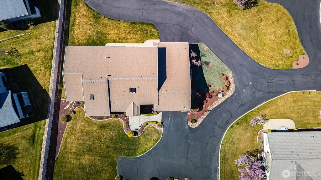 1380 Eastmont Avenue East Wenatchee WA 98802