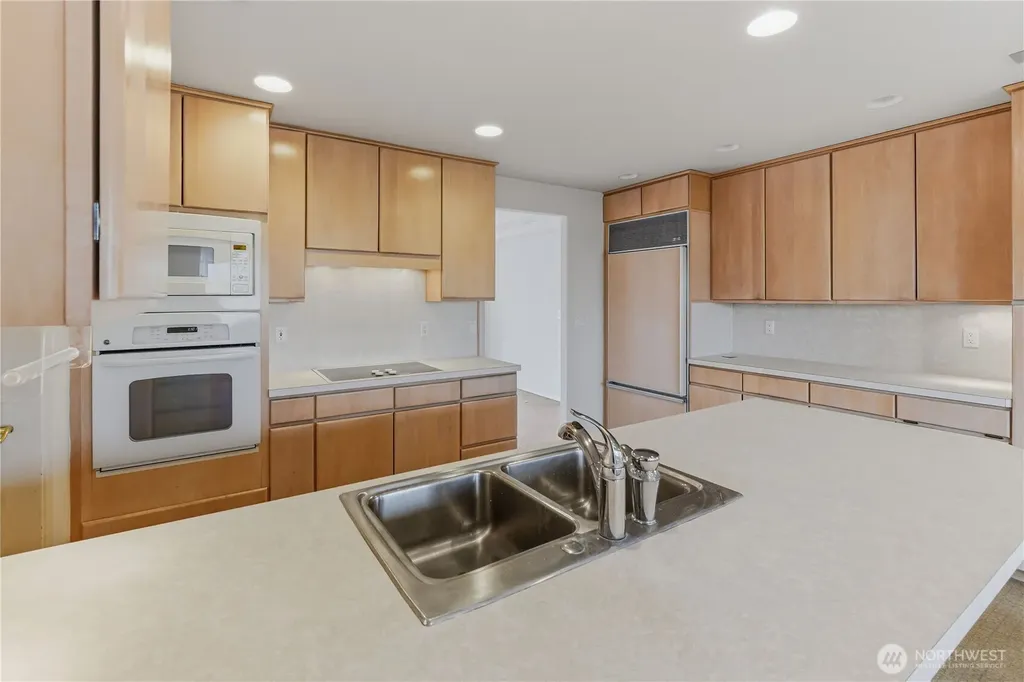 1380 Eastmont Avenue East Wenatchee WA 98802
