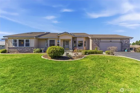 1380 Eastmont Avenue East Wenatchee WA 98802