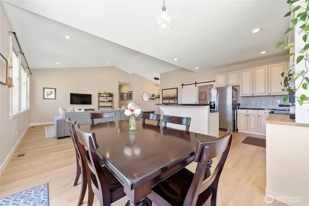 452 Spring View Place Chelan WA 98816