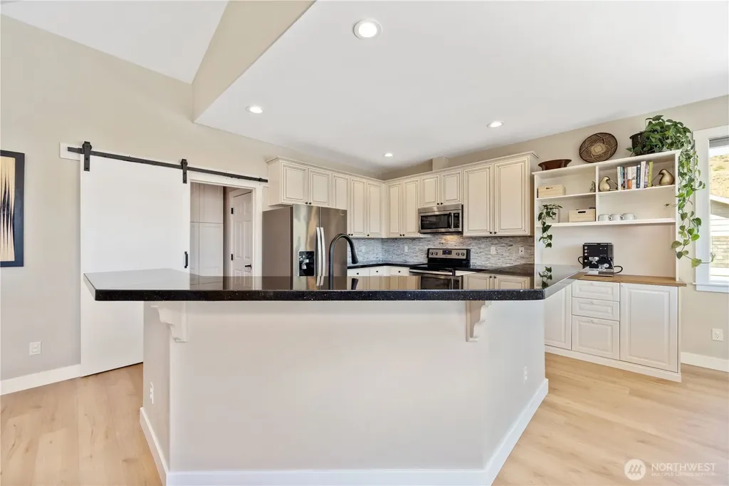 452 Spring View Place Chelan WA 98816