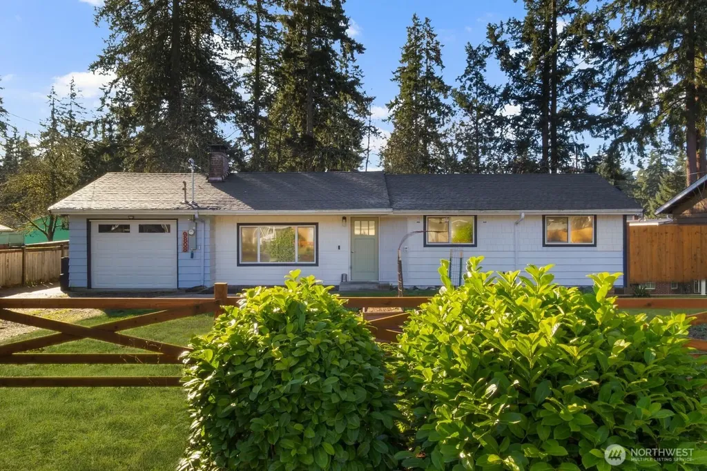 9808 Lawndale Avenue SW Lakewood WA 98498