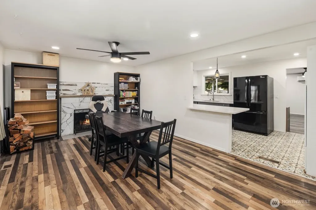 9808 Lawndale Avenue SW Lakewood WA 98498