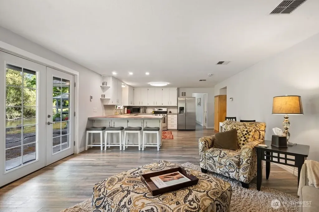 560 Mountain Trail Road Brinnon WA 98320
