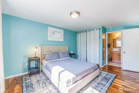 1214 Taylor Avenue N Seattle WA 98109