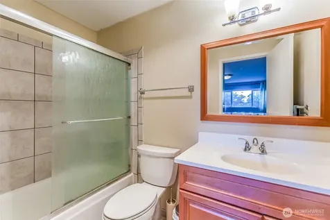 1214 Taylor Avenue N Seattle WA 98109