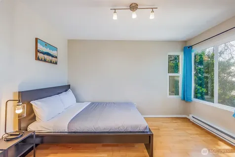 1214 Taylor Avenue N Seattle WA 98109