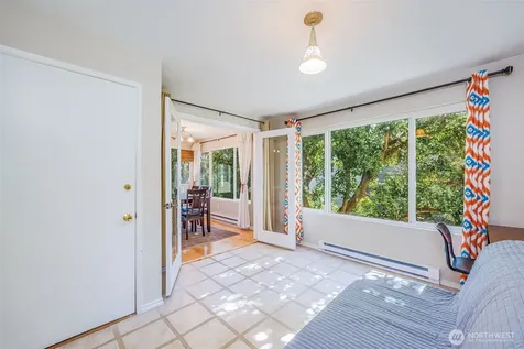 1214 Taylor Avenue N Seattle WA 98109