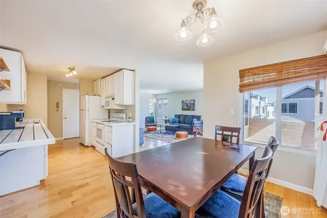 1214 Taylor Avenue N Seattle WA 98109