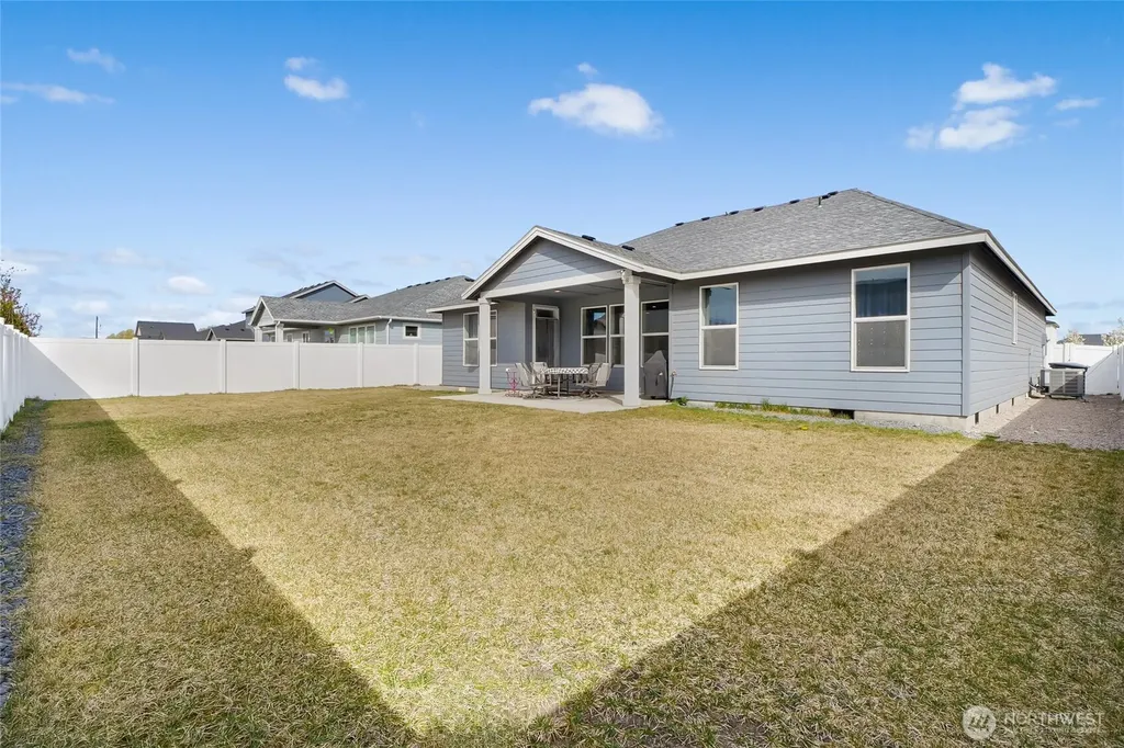 4705 W Merlin Street Moses Lake WA 98837