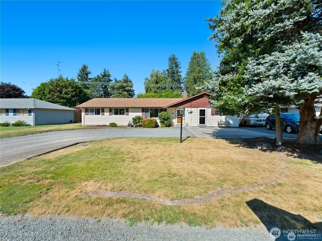 1205 S Walnut Street Burlington WA 98233